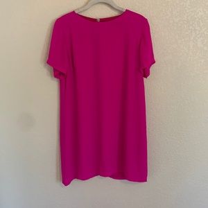 Simple pink polyester dress